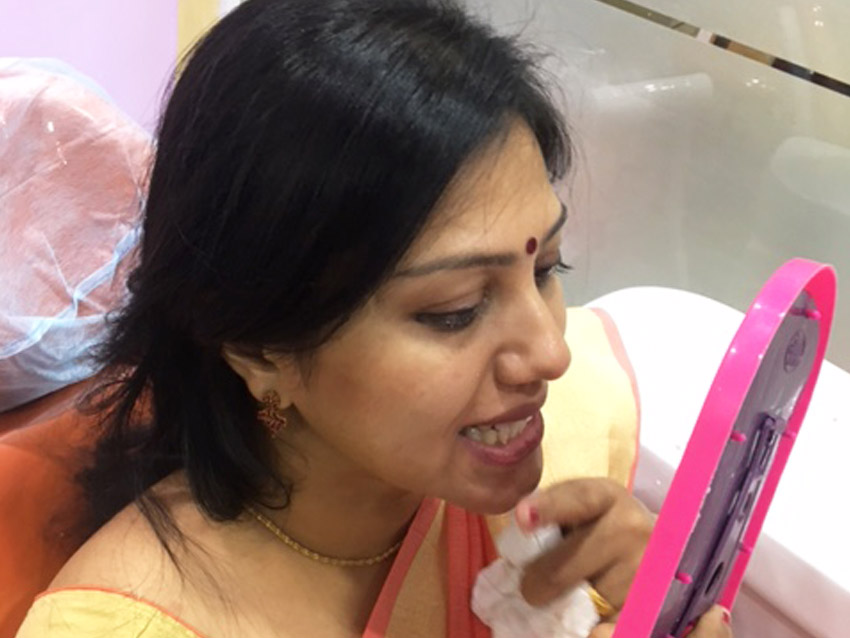 Cosmetic Dentist In Sanath Nagar